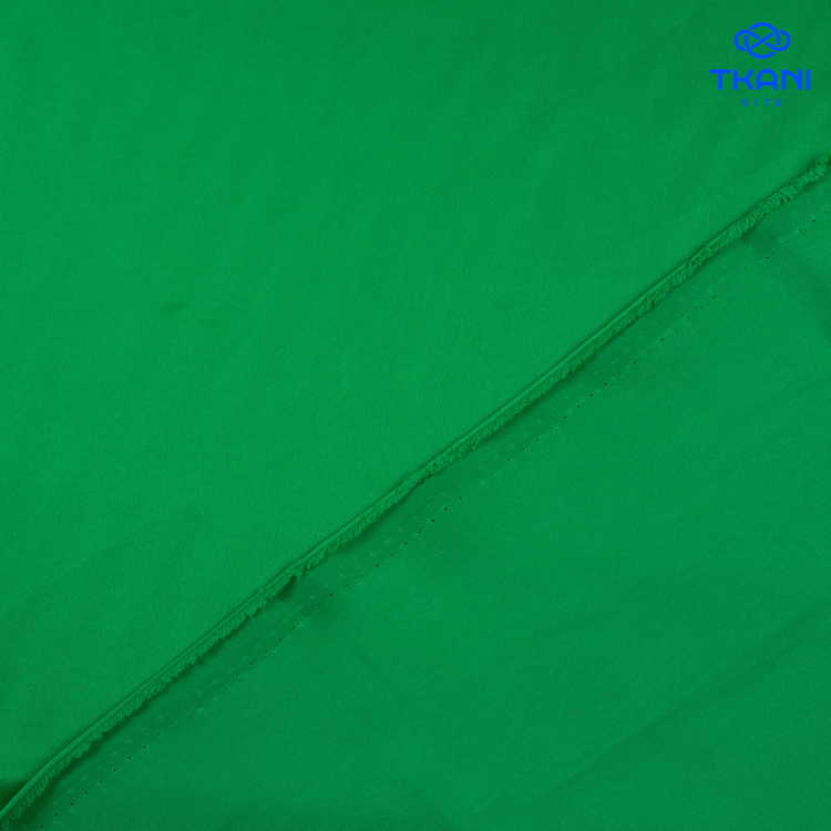 1160. Искусственный шелк. Армани. Ярко-зеленый. - фото 2