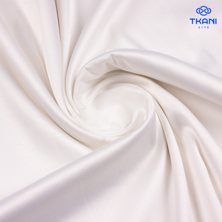 2181. Костюмно-плательный атлас. Молочный