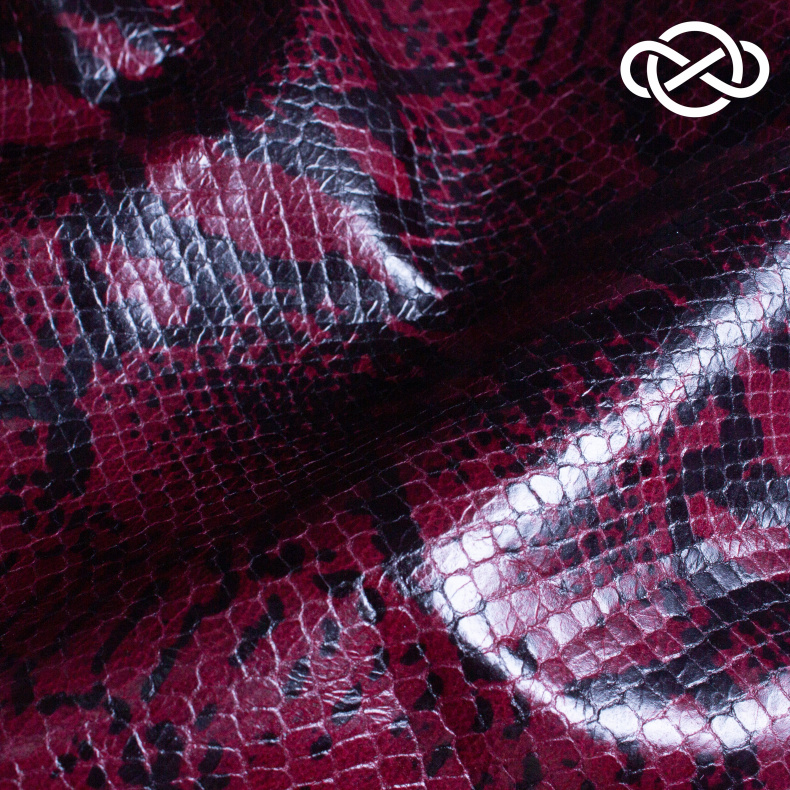 21272. Кожа натуральная. GUCCI. (3D принт, алмазная резка имитирующая чешую рептилии) Италия. Размер полотна 34кв.дм от Tkani.site