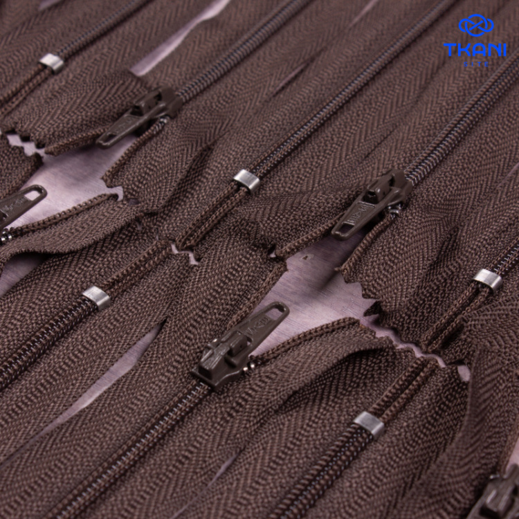 2145. Молнии короткие 8см. 20шт. Цена за упаковку.