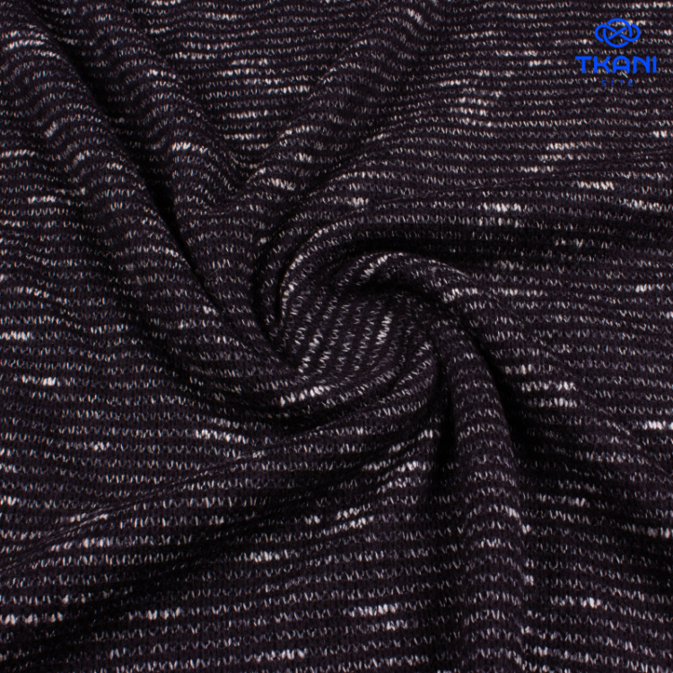 2329. Трикотажное полотно. Имитация ручной вязки