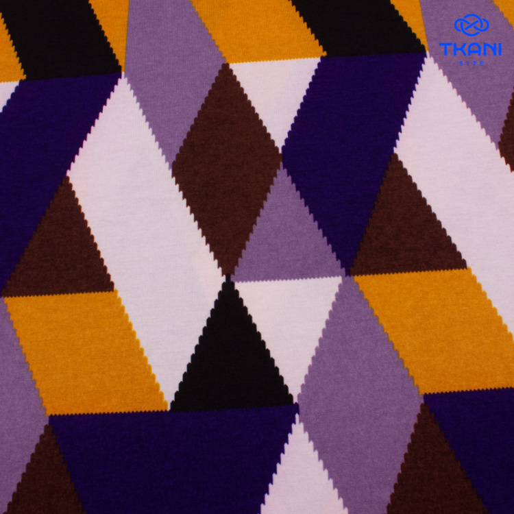 1381. Трикотажное полотно. Принт.