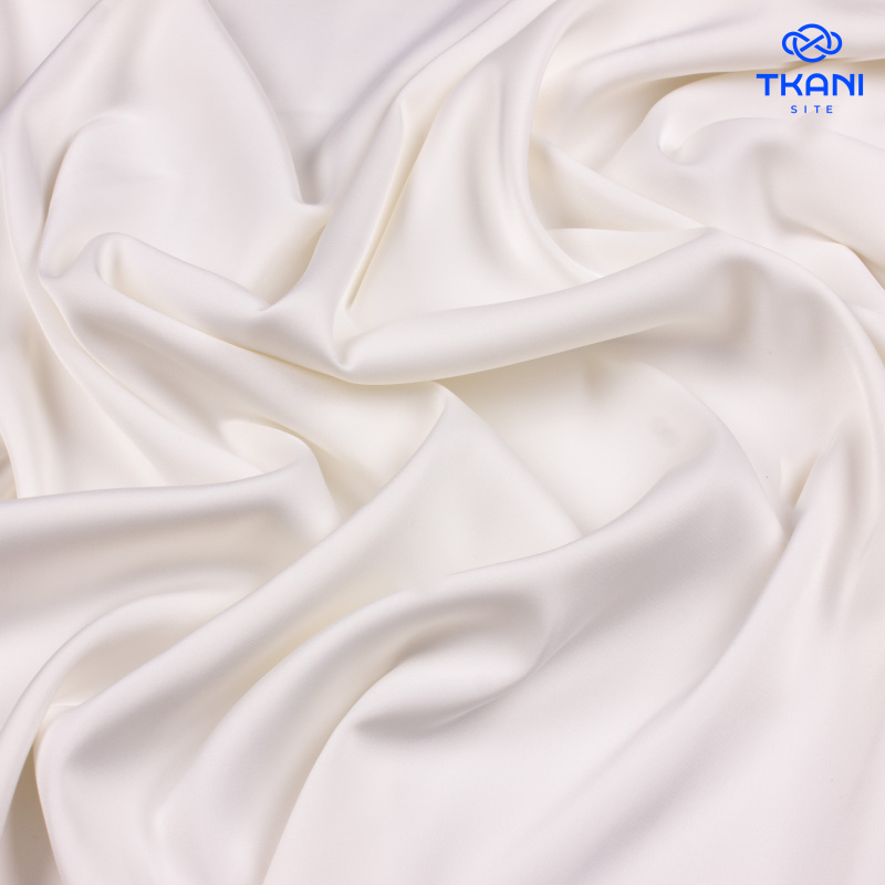 1392. Искусственный шелк. Армани. Молочный.