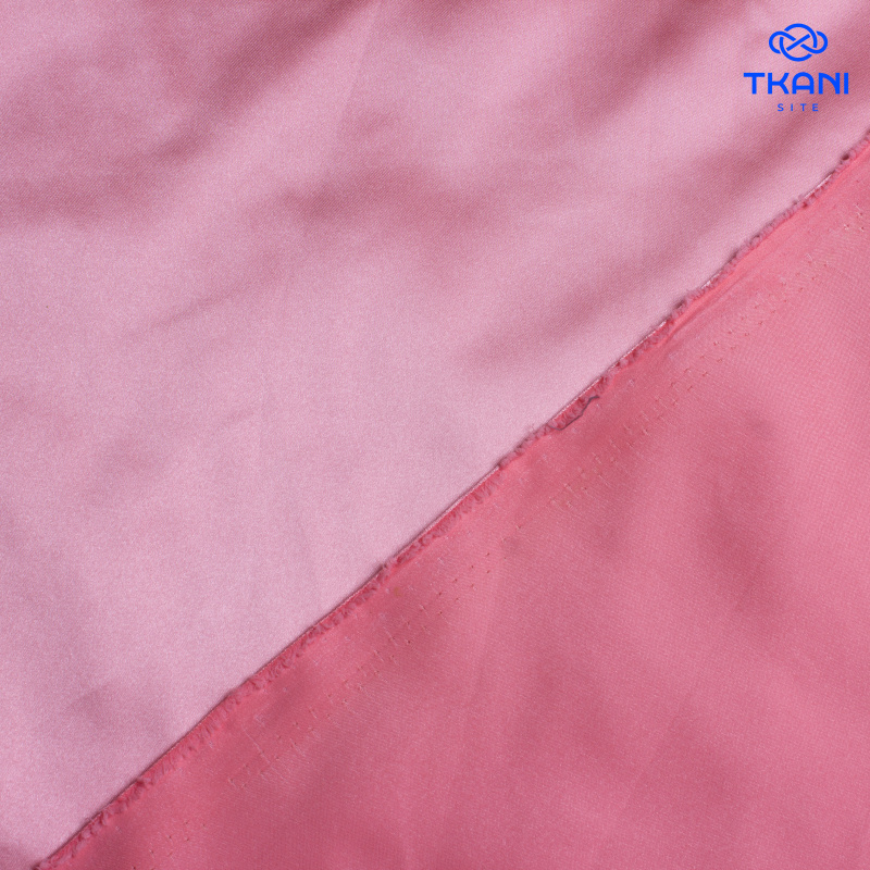 1394. Плательный Атлас. Коралловый.