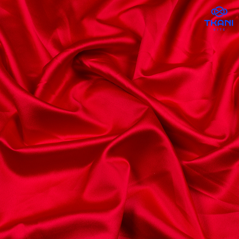 1395. Костюмно-плательный Атлас. Красный.