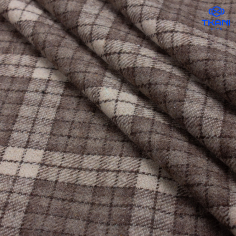 1414. Костюмная. Фланель. В клетку.