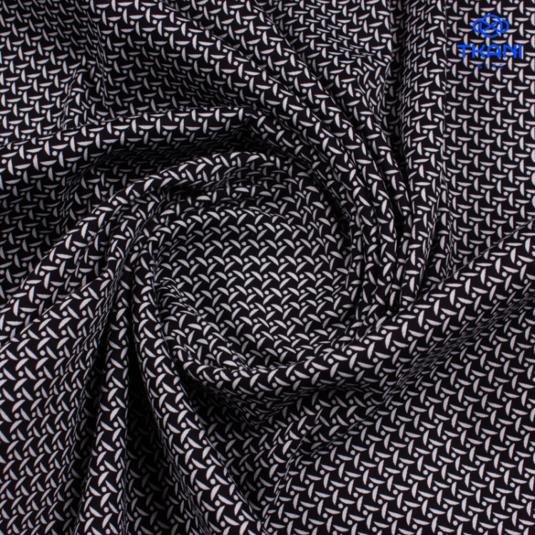 1458. Костюмно-плательная вискоза. Принт.