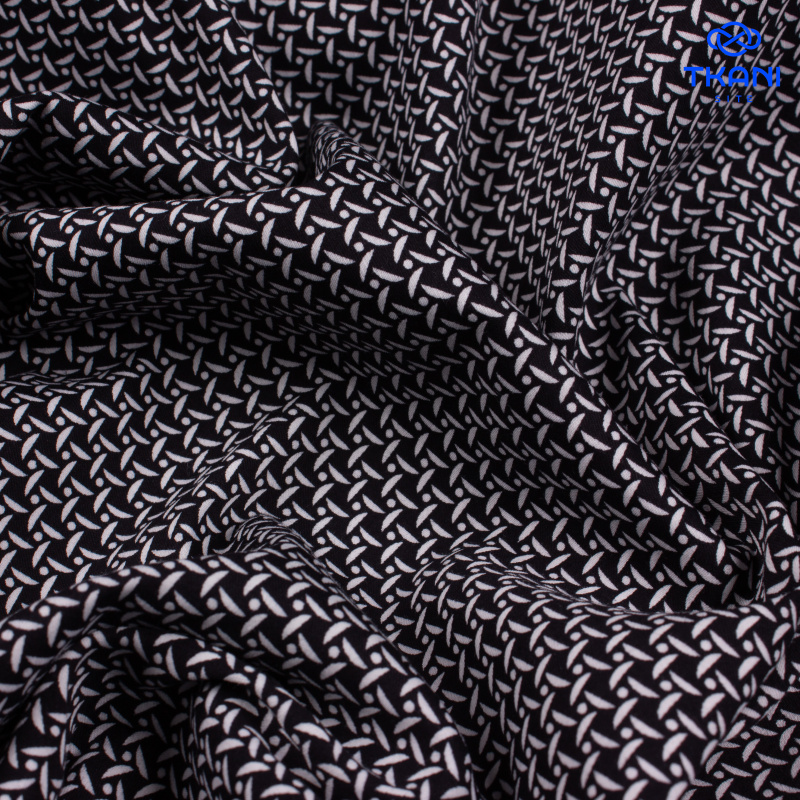 1458. Костюмно-плательная вискоза. Принт.