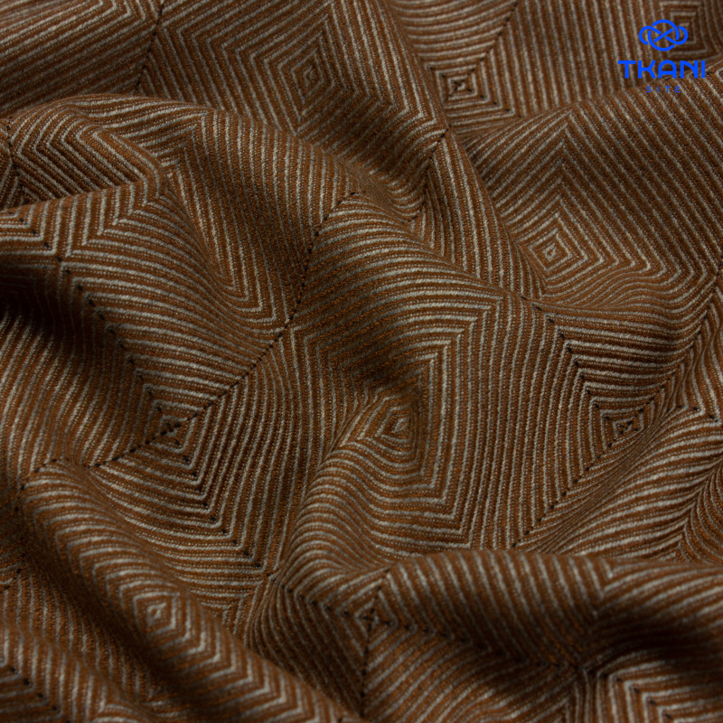 1490. Костюмная поливискоза. Жаккард.