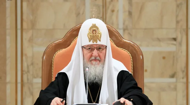 Патриарх Кирилл благодарит Бенедикта XVI за твердость и смирение