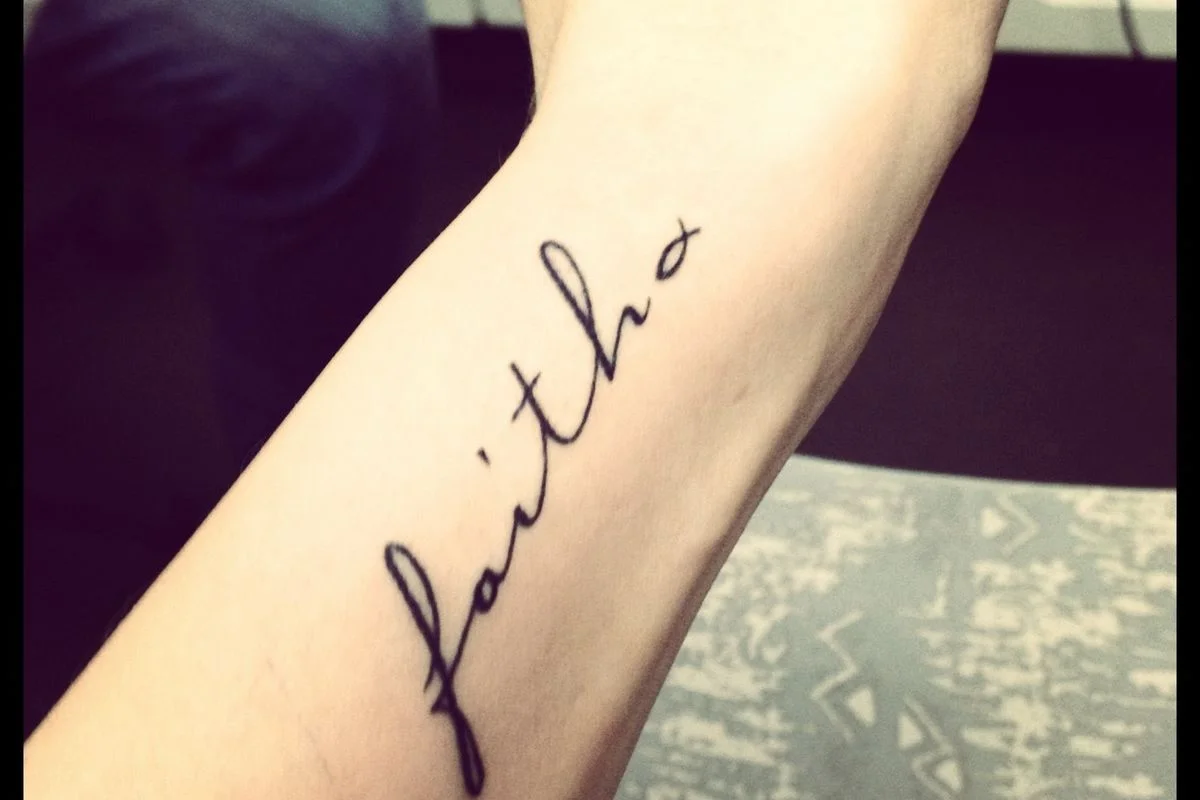 Идеи для вашей следующей христианской татуировки