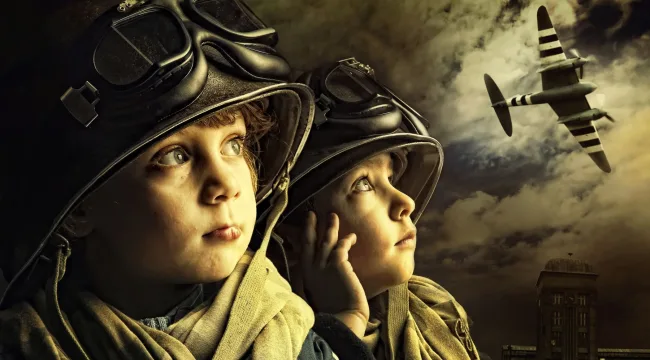 Вам нужен однополчанин.