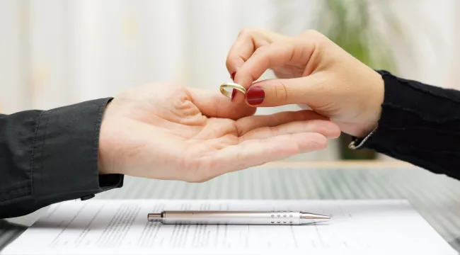 Я собрался разводиться. Почему церковь не хочет мне помочь в этом?