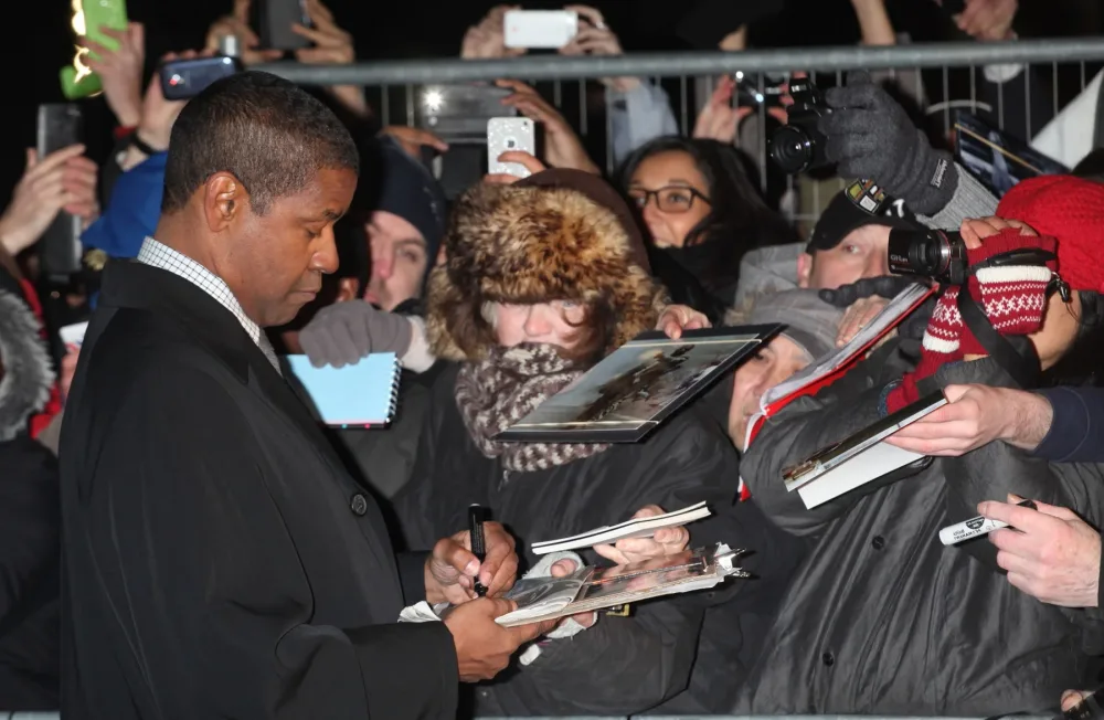 Дензел Вашингтон выпускникам колледжа: «Во всем, что делаете, ставьте Бога прежде всего остального».