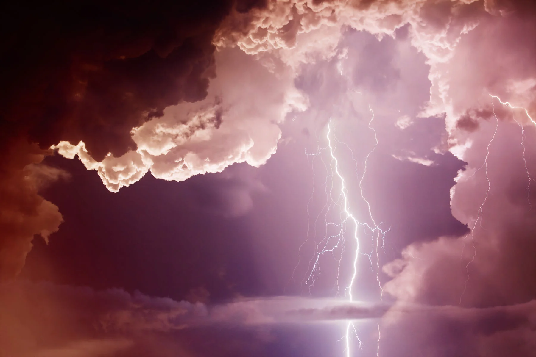 Должны ли мы просить Бога наказать наших врагов?