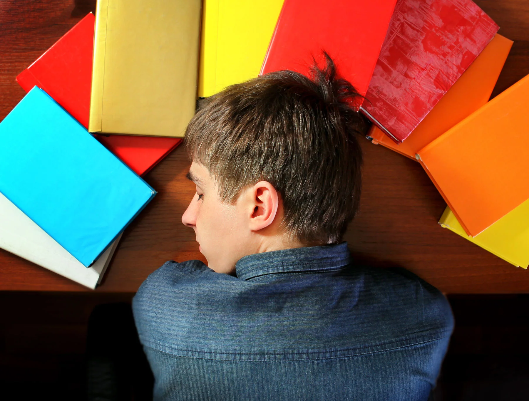 Как просыпаться с апатией, а засыпать уже без нее.