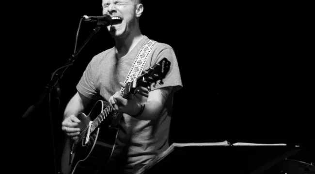 Дерек Вебб: об ошибках, литургии и новом годе