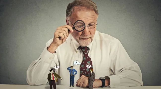 Разница между претензиями и критикой церкви