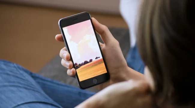 Айфон и бесконечная пустота