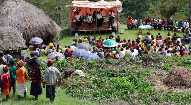 Должны ли христиане быть «под прикрытием» в закрытых странах?