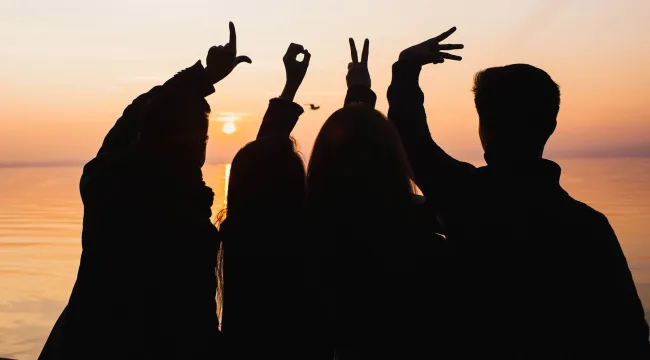 Видеть кого-то, любить кого-то