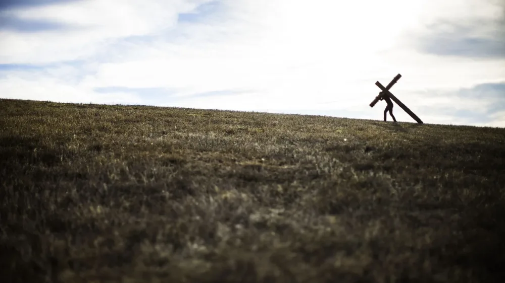 Что значит отвергнуть себя и взять крест свой?