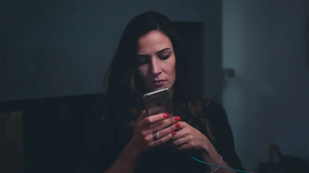 Как использование социальных сетей может соперничать с Богом