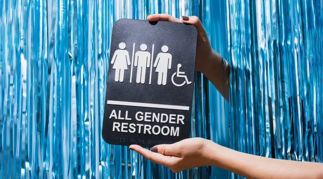 Может ли Бог поместить женскую душу в мужское тело?