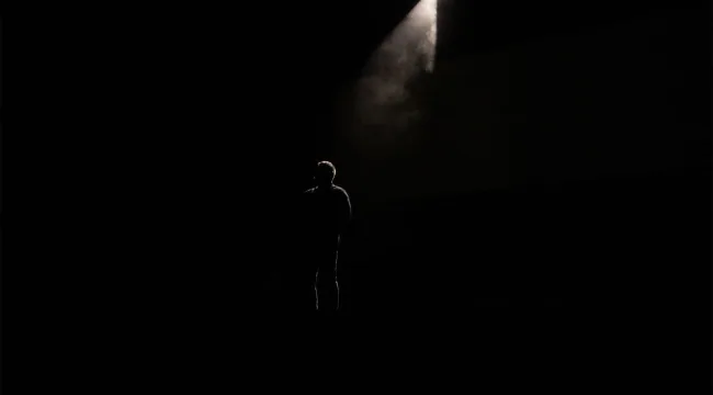 Почему мы не должны злорадствовать, когда падают лидеры