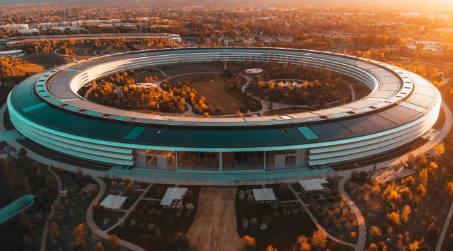 Реклама Apple «Мать-природа»: Это протестантское язычество