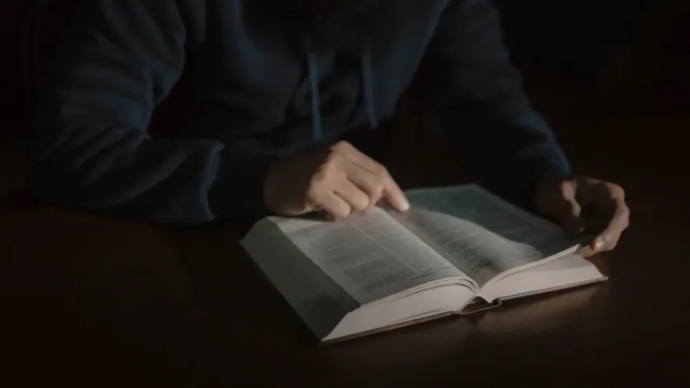 Следите за собой и за учением