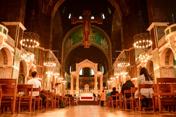 Исход длиною в десятилетия: почему англиканские священники массово переходят в католичество