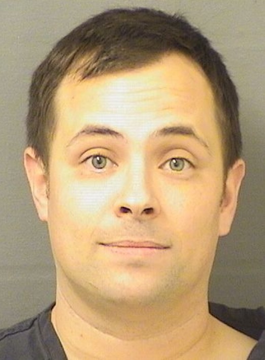 Арестован мужчина, угрожавший массовой стрельбой в мегацеркви Флориды