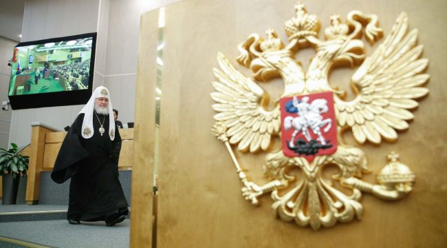 РПЦ поддержала законопроект о закреплении крестов на гербе России