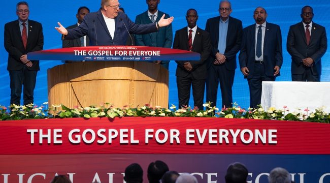 Рик Уоррен раскрыл 7 предназначений причастия и библейское предупреждение