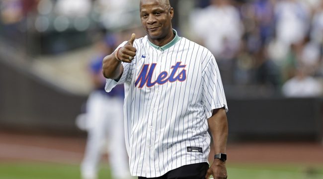 Звезда MLB Дэррил Строуберри: «Бог даровал мне свободу через помилование Трампа»