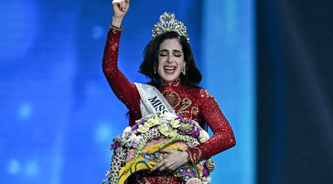 Мисс Вселенная Фатима Босх посвятила победу вере: «Да здравствует Христос Царь!»