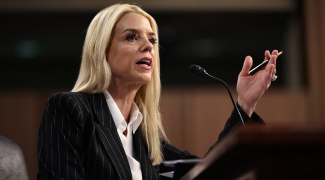 Афганский эмигрант обвинен в умышленном убийстве солдатки Национальной гвардии