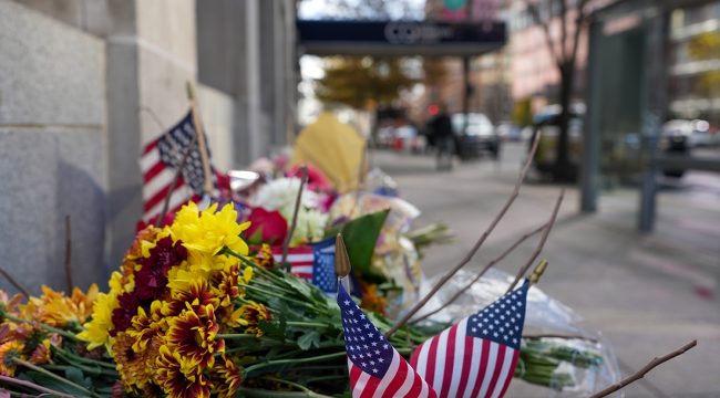 Трамп остановил все решения по предоставлению убежища после нападения на Национальную гвардию