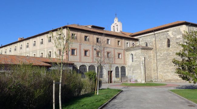 Бывшую аббатису задержали по подозрению в незаконной продаже церковных ценностей