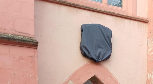 Из-за скандала с абьюзом: епархия Майнца скрыла упоминания о церковнослужителях