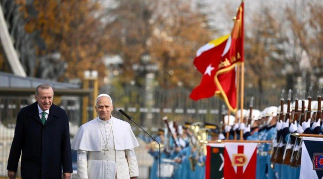 Папа Лев XIV посетил мавзолей Ататюрка и встретился с Эрдоганом в Анкаре