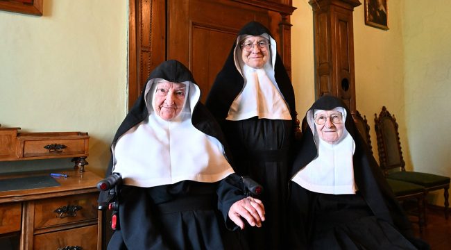 Предложенное решение для монахинь Гольденштайна назвали "кабальной сделкой"