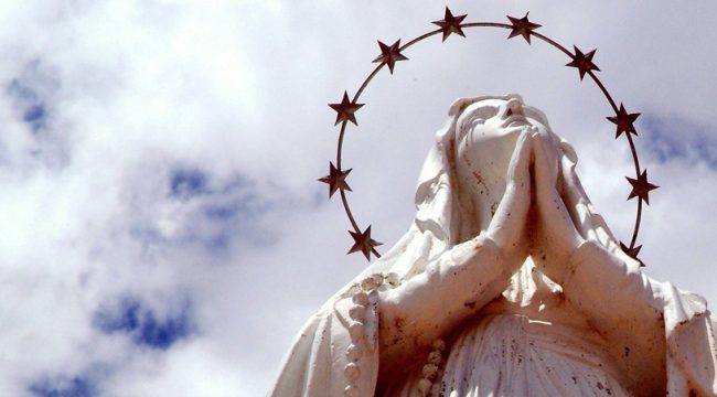 В Бразилии открыли гигантскую статую Девы Марии выше знаменитого Христа в Рио