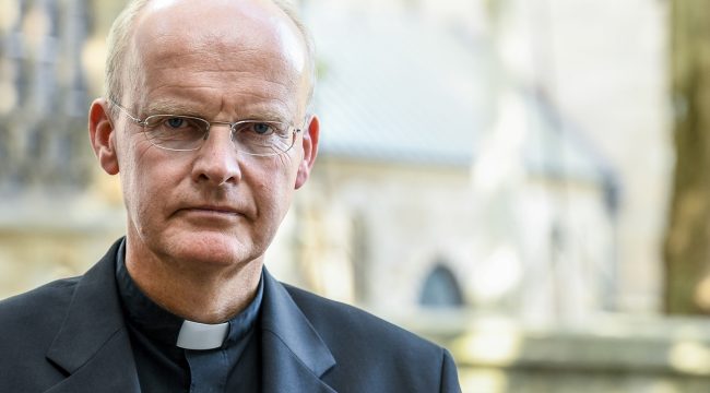 Военный епископ Овербек выступил за обязательную военную медкомиссию