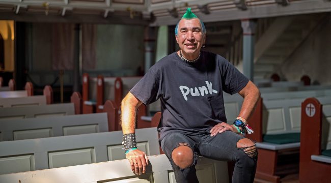 Умер «панк» Северной церкви - уникальный пастор с ирокезом