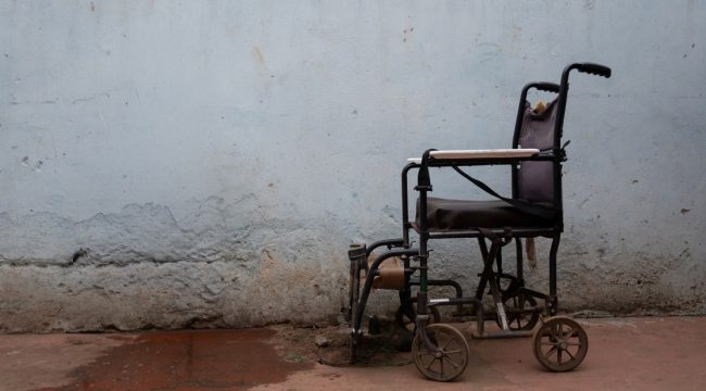 Как кенийские церкви борются с суевериями в отношении людей с инвалидностью