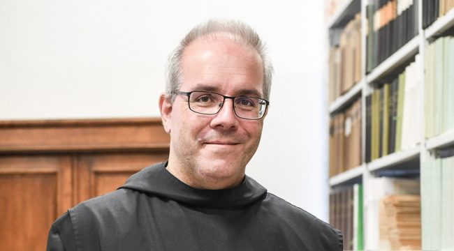 Новый аббат Толея: Привыкание к наперсному кресту и новым обязанностям