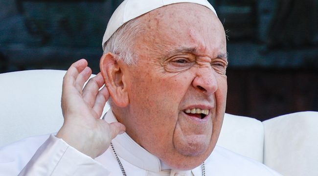 Папа Франциск вошел в число самых популярных знаменитостей у пользователей Alexa в Германии