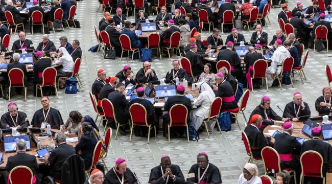 Ватикан опубликовал промежуточные итоги рабочих групп Всемирного синода